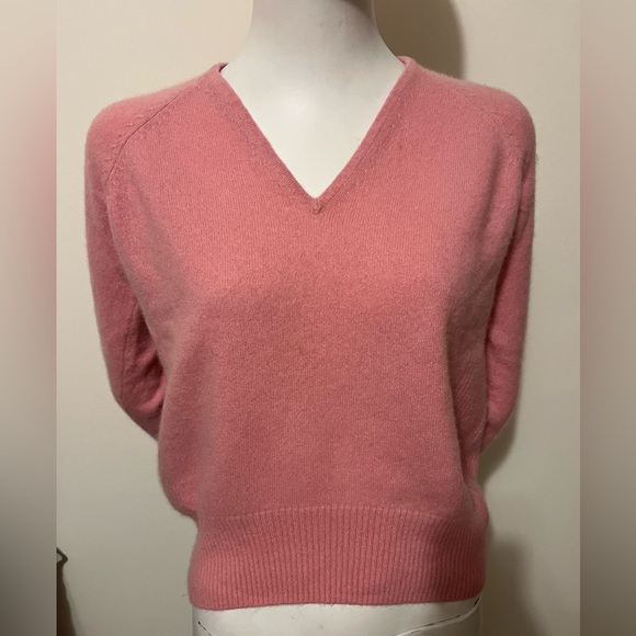 Inwear Cashmere Pink V-Neck Women's Sweater, Size S/Xs - Picture 2 of 11